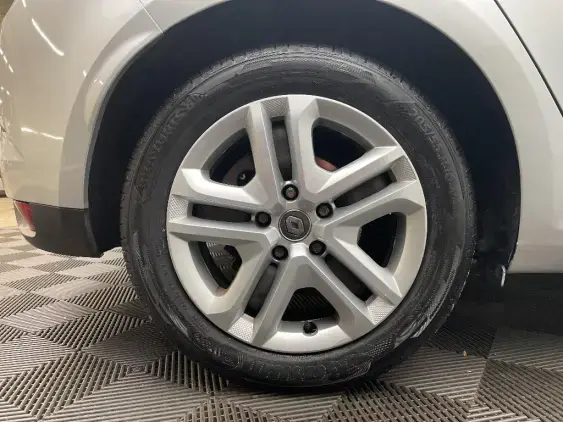 RENAULT MEGANE IV - voiture d'occasion - Photo 25