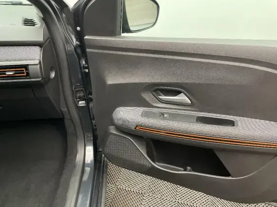 DACIA SANDERO III - voiture d'occasion - Photo 20