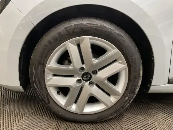 RENAULT CLIO V - voiture d'occasion - Photo 23