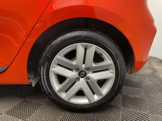 RENAULT CLIO V - voiture d'occasion - Photo 23