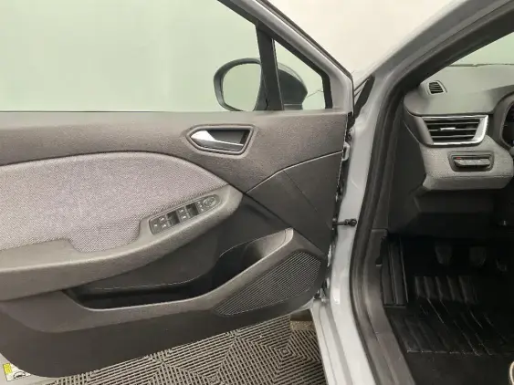 RENAULT CLIO V - voiture d'occasion - Photo 19