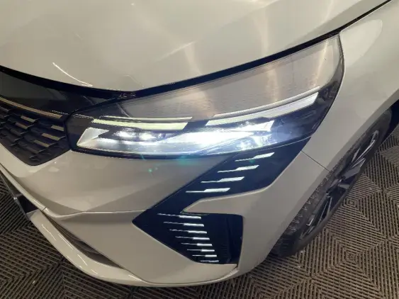 RENAULT CLIO V - voiture d'occasion - Photo 22