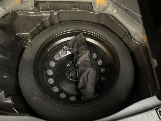 RENAULT SCENIC IV - voiture d'occasion - Photo 17