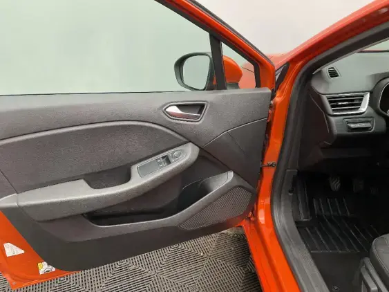 RENAULT CLIO V - voiture d'occasion - Photo 18