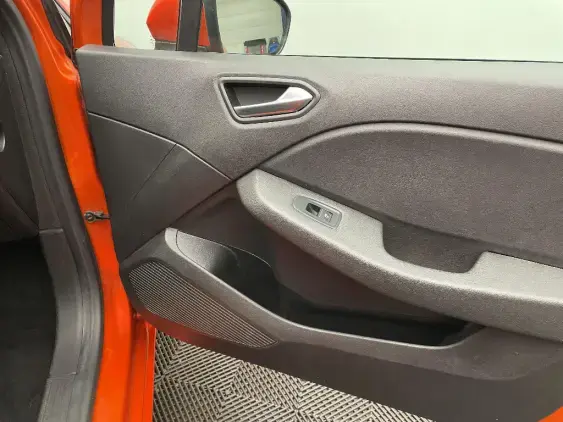 RENAULT CLIO V - voiture d'occasion - Photo 19