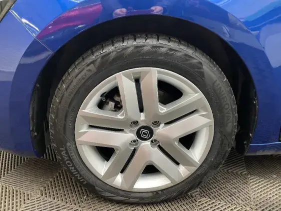 RENAULT CLIO V - voiture d'occasion - Photo 23