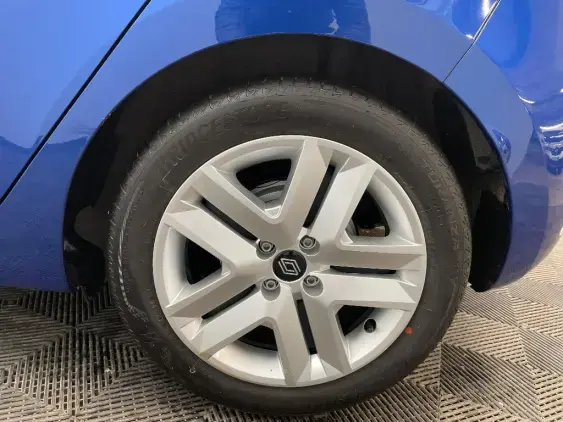 RENAULT CLIO V - voiture d'occasion - Photo 24