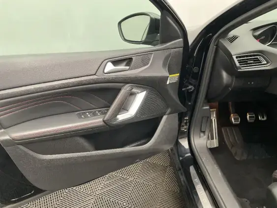 PEUGEOT 308 II - voiture d'occasion - Photo 19