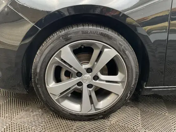 PEUGEOT 308 II - voiture d'occasion - Photo 23