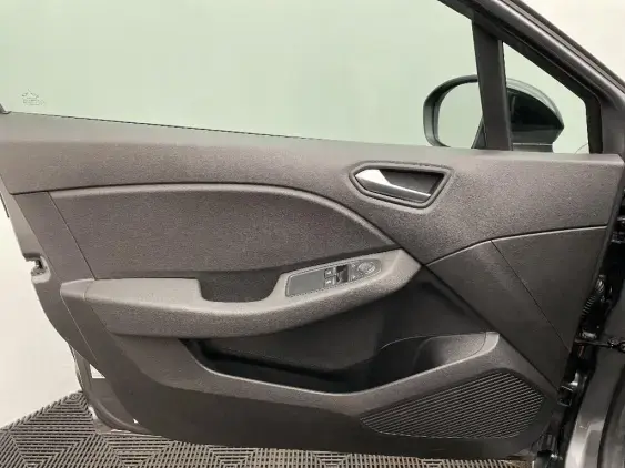 RENAULT CLIO V - voiture d'occasion - Photo 19