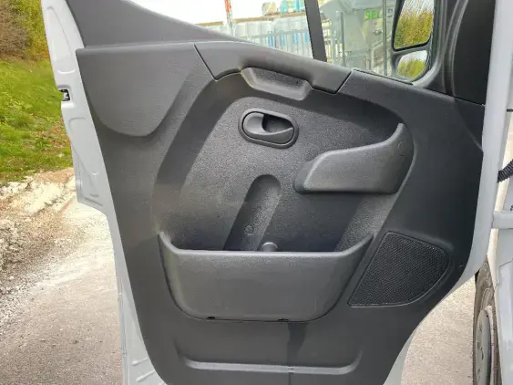 RENAULT MASTER FG III - voiture d'occasion - Photo 19