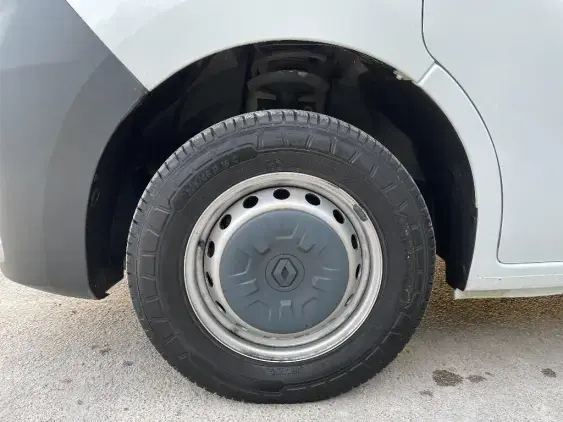 RENAULT MASTER FG III - voiture d'occasion - Photo 23