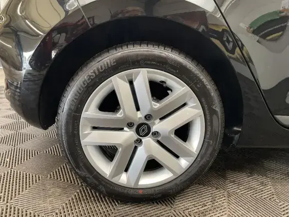 RENAULT CLIO V - voiture d'occasion - Photo 25