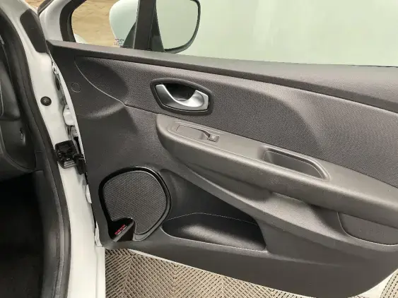 RENAULT CLIO IV - voiture d'occasion - Photo 20