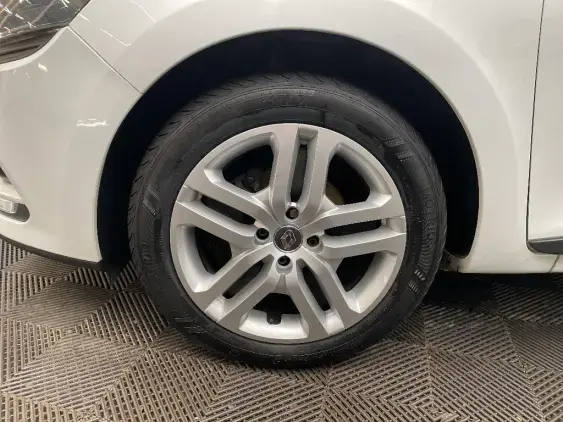 RENAULT CLIO IV - voiture d'occasion - Photo 23