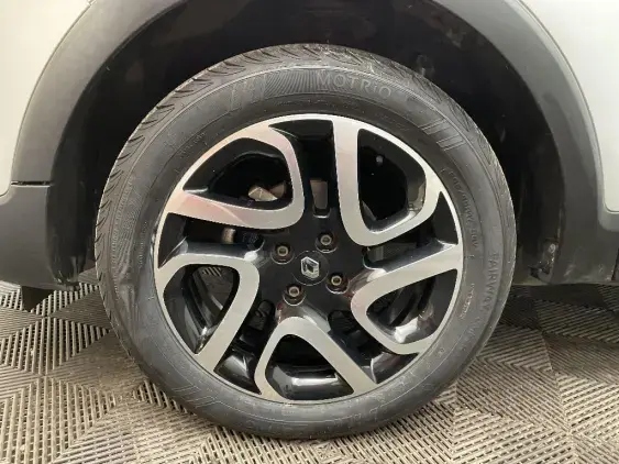 RENAULT CAPTUR - voiture d'occasion - Photo 23