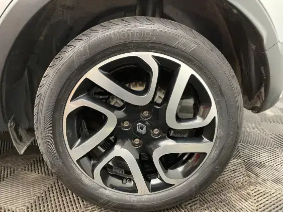 RENAULT CAPTUR - voiture d'occasion - Photo 24