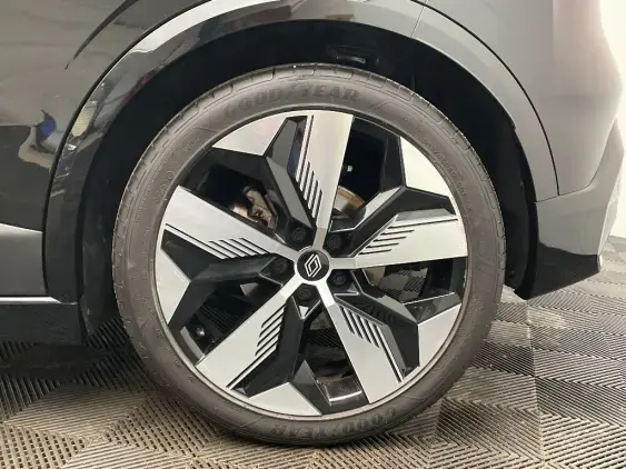 RENAULT MEGANE V - voiture d'occasion - Photo 24