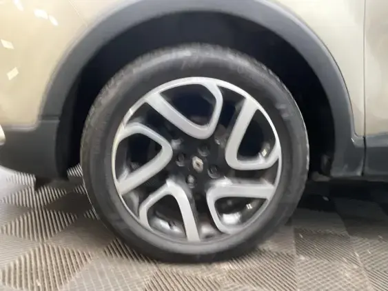 RENAULT CAPTUR - voiture d'occasion - Photo 23