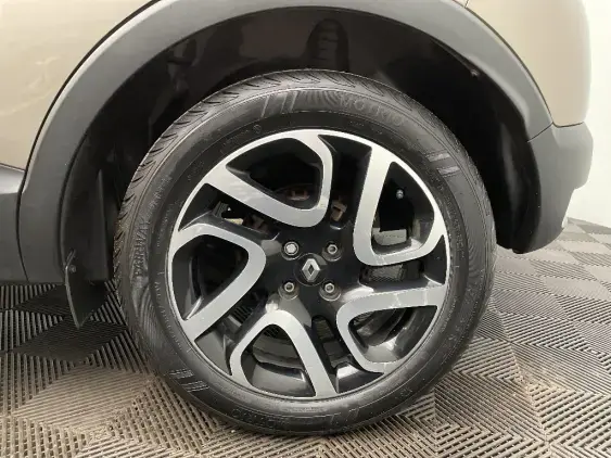 RENAULT CAPTUR - voiture d'occasion - Photo 24