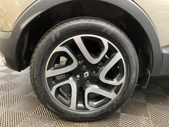 RENAULT CAPTUR - voiture d'occasion - Photo 25