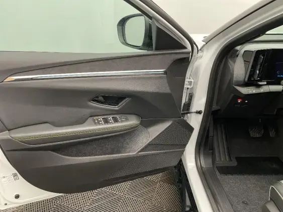 RENAULT MEGANE V - voiture d'occasion - Photo 19