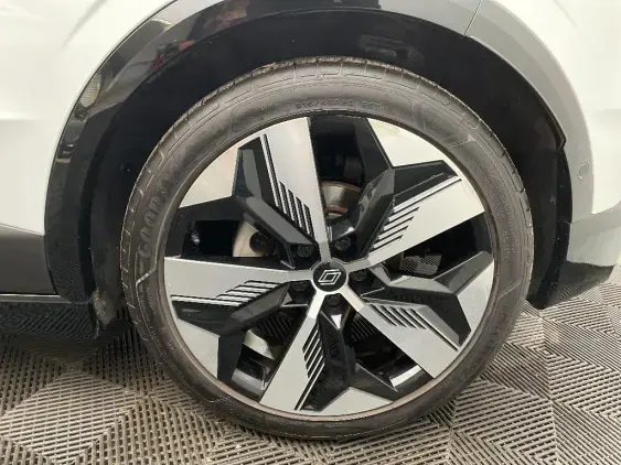 RENAULT MEGANE V - voiture d'occasion - Photo 24