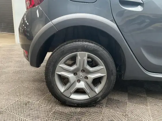 DACIA SANDERO II - voiture d'occasion - Photo 24