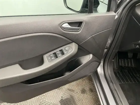 RENAULT CLIO V - voiture d'occasion - Photo 18