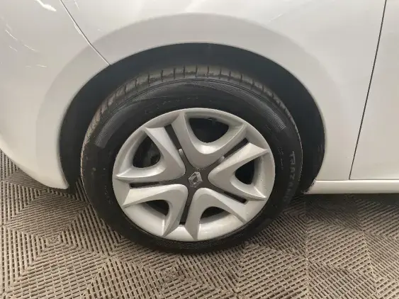 RENAULT ZOE - voiture d'occasion - Photo 23