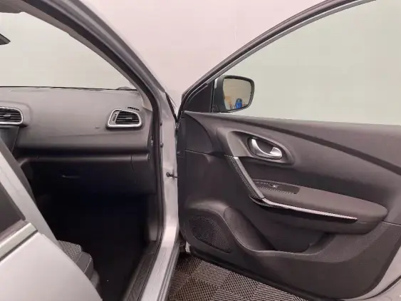 RENAULT KADJAR - voiture d'occasion - Photo 20