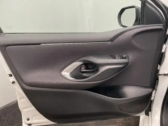 TOYOTA YARIS IV - voiture d'occasion - Photo 19