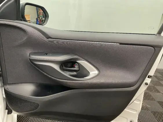 TOYOTA YARIS IV - voiture d'occasion - Photo 20