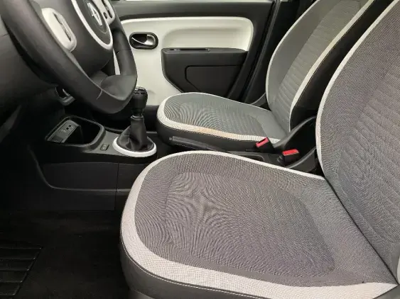 RENAULT TWINGO III - voiture d'occasion - Photo 18