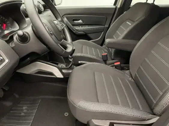 DACIA DUSTER II - voiture d'occasion - Photo 18