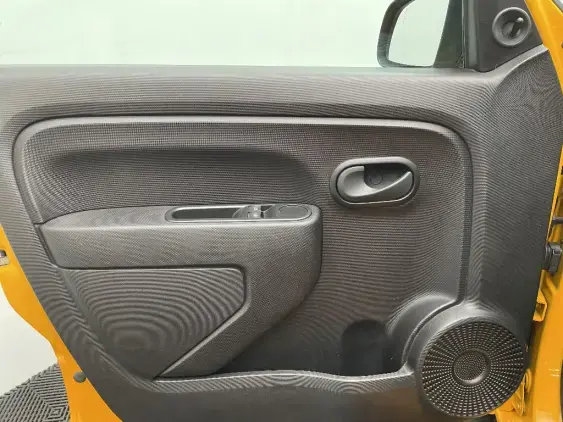 RENAULT TWINGO III - voiture d'occasion - Photo 19