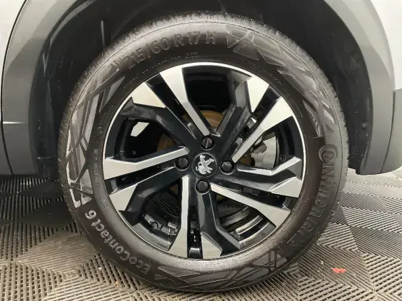 PEUGEOT 2008 II - voiture d'occasion - Photo 24