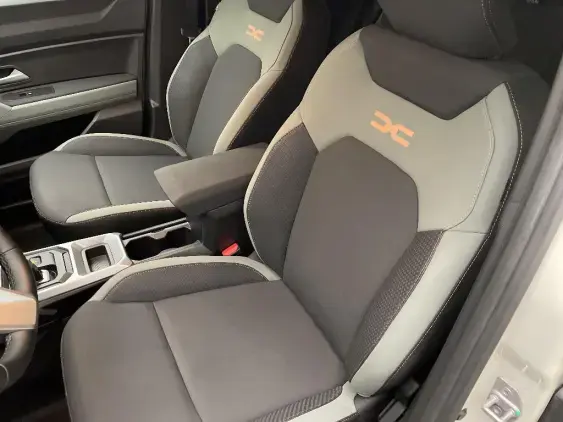DACIA DUSTER III - voiture d'occasion - Photo 18