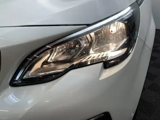 PEUGEOT 3008 II - voiture d'occasion - Photo 22
