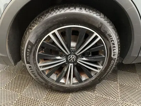 VOLKSWAGEN TIGUAN II - voiture d'occasion - Photo 25