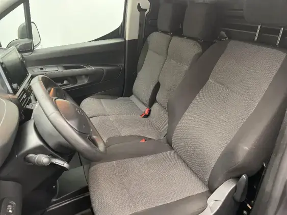 PEUGEOT PARTNER III - voiture d'occasion - Photo 16