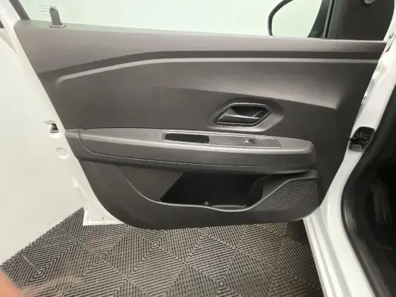 DACIA SANDERO III - voiture d'occasion - Photo 17