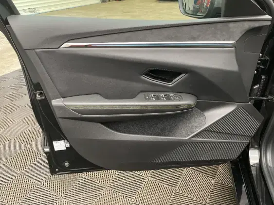 RENAULT MEGANE V - voiture d'occasion - Photo 19