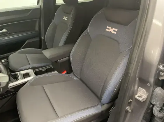 DACIA DUSTER III - voiture d'occasion - Photo 18