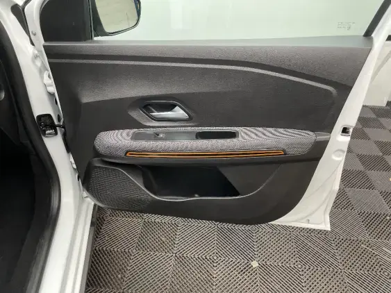 DACIA SANDERO III - voiture d'occasion - Photo 20
