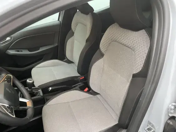 RENAULT CLIO V - voiture d'occasion - Photo 18