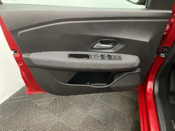 DACIA SANDERO III - voiture d'occasion - Photo 19