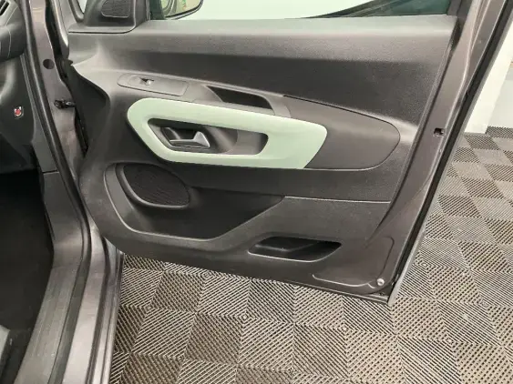 CITROEN BERLINGO III - voiture d'occasion - Photo 19