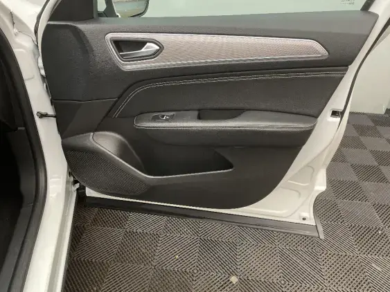 RENAULT ARKANA - voiture d'occasion - Photo 20