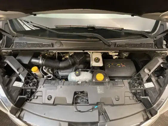 RENAULT TRAFIC III - voiture d'occasion - Photo 19